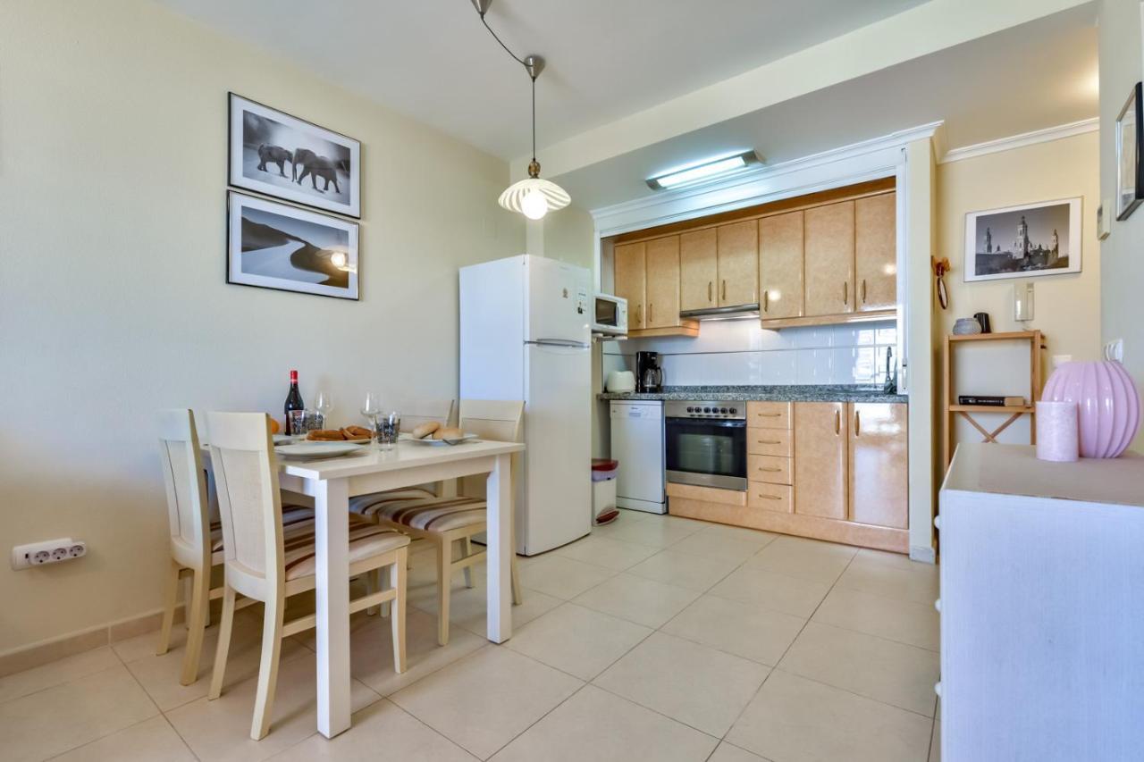 Apartamentos Ambar Beach 칼페 외부 사진