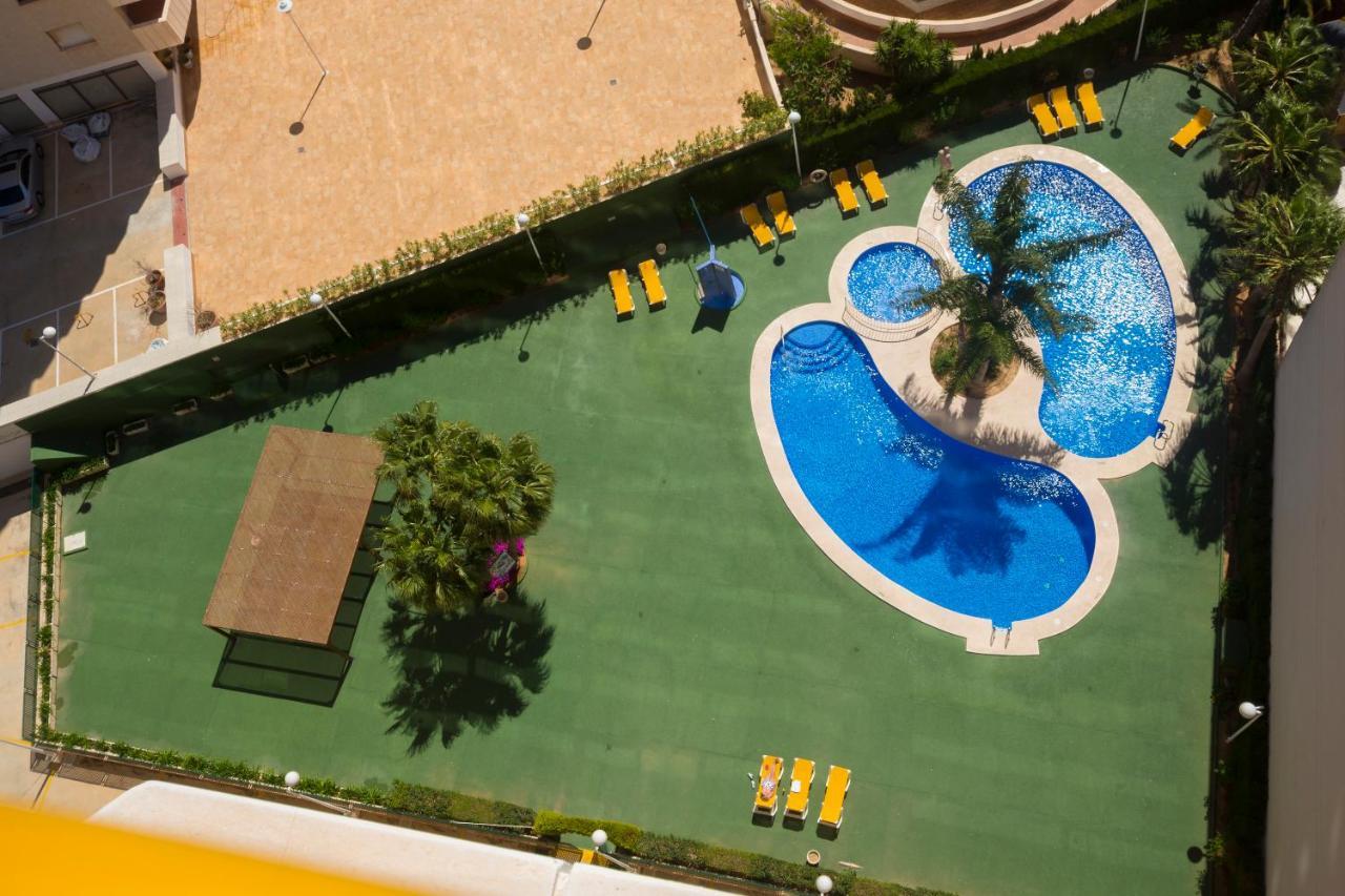 Apartamentos Ambar Beach 칼페 외부 사진