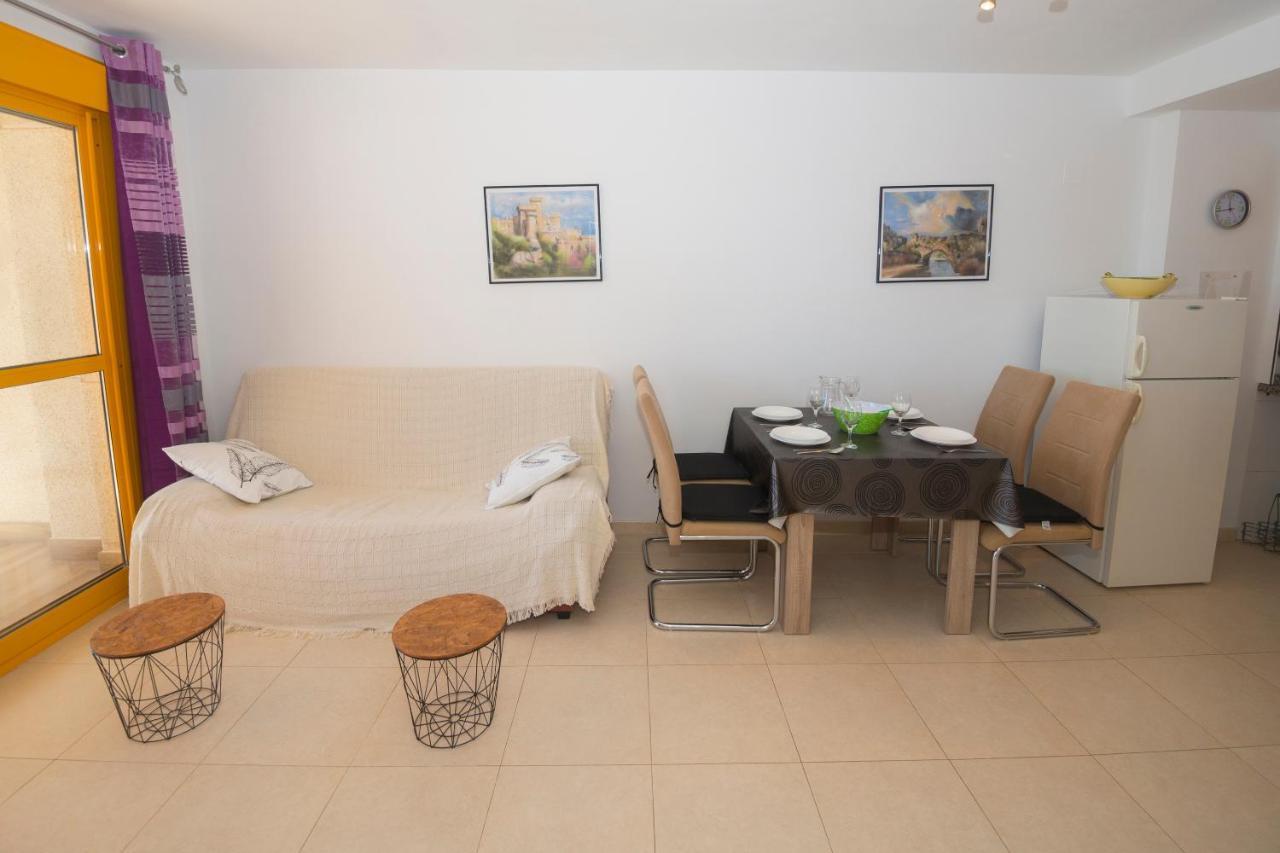 Apartamentos Ambar Beach 칼페 외부 사진