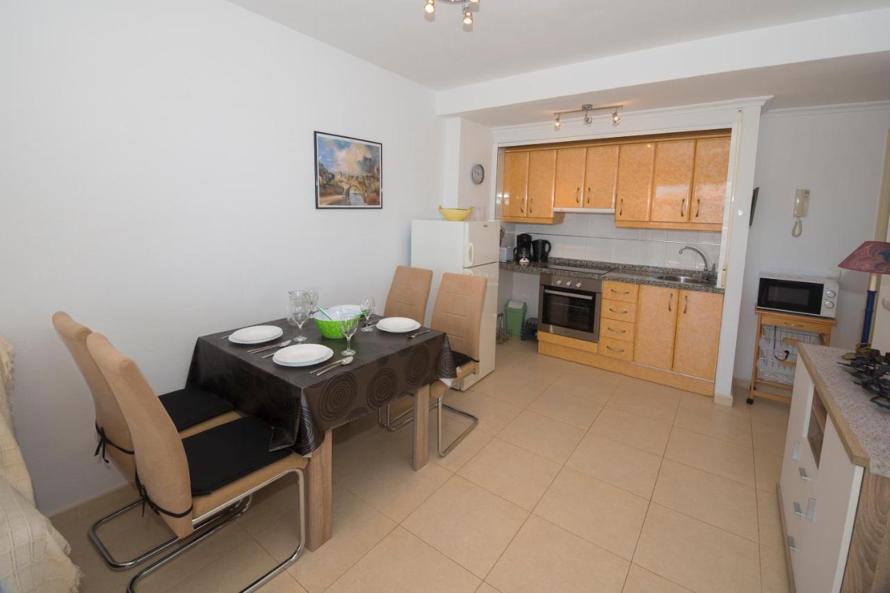 Apartamentos Ambar Beach 칼페 외부 사진