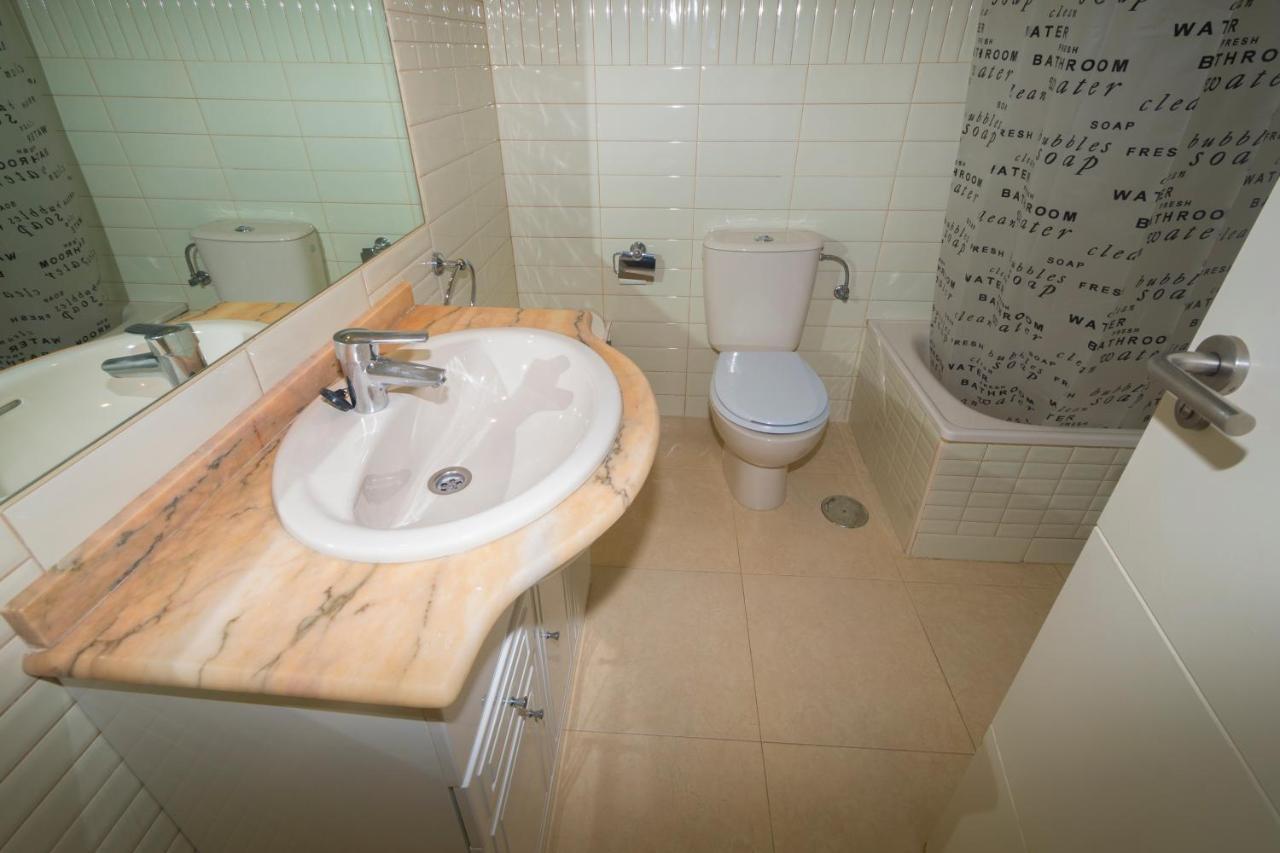 Apartamentos Ambar Beach 칼페 외부 사진